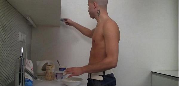  Lets see, can he score with cooking BBW..